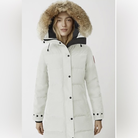 Canada Goose Jackets & Blazers - Canada Goose White Puffer Jacket with Fur Hood